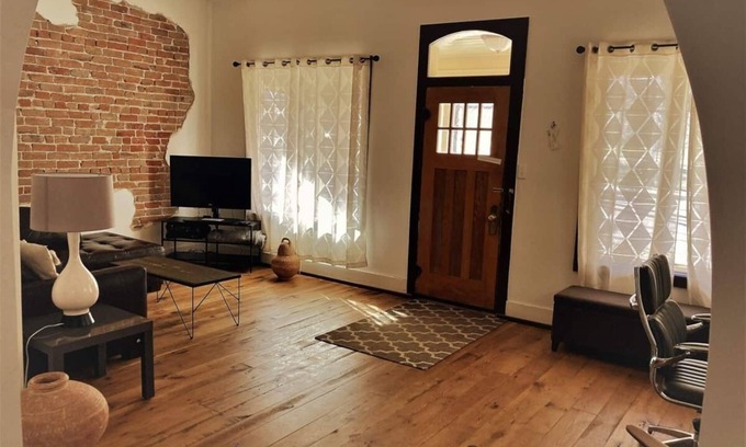 Salida Casa | This bungalow is a 2 bedroom(s), 1 bathrooms, located in Salida, CO.