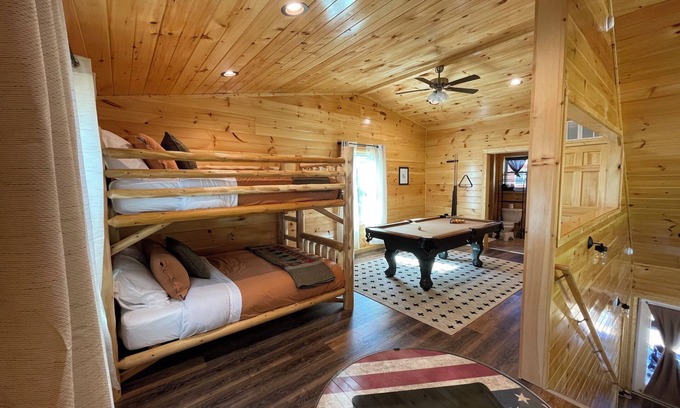Pigeon Forge Cabina | This cabin is a 1 bedroom(s), 2 bathrooms, located in Pigeon Forge, TN.