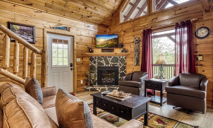 Caton Cabina | Mountain Breeze Cabin es una escapada romántica perfecta para 2 o una gran cabaña de vacaciones