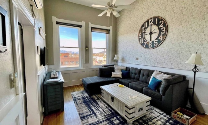Salida Condominio | This condominium is a 0 bedroom(s), 1 bathrooms, located in Salida, CO.