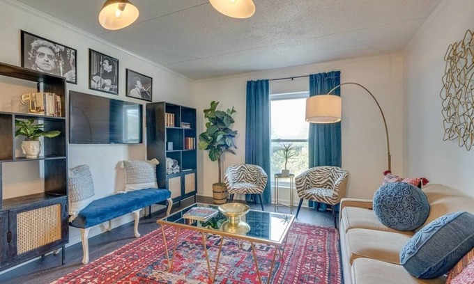 Midtown Condominio | This condominium is a 1 bedroom(s), 1 bathrooms, located in Nashville, TN.