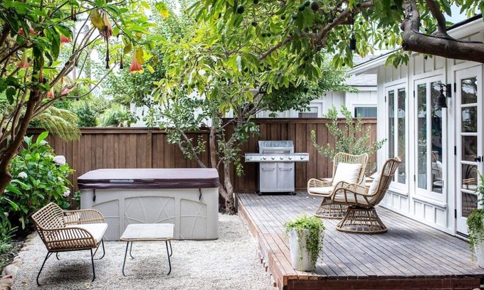 Montecito Cabaña | This cottage is a 0 bedroom(s), 1 bathrooms, located in Montecito, CA.