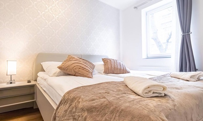 Vienna Apartamento | This cozy and spacious 1-bedroom, 1-living room apartment is thoughtfully design