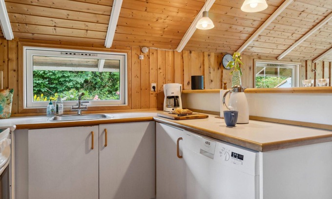 Olsted Casa | This cozy vacation home awaits you near the Roskilde fjord shore.