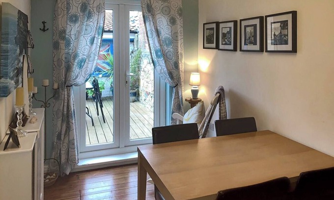 Redcar Cabaña | This delightful holiday home provides cosy and welcoming accommodation.