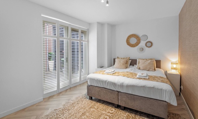 Centrum Apartamento | Este apartamento de lujo completamente renovado en Roosendaal es perfecto para viajes de negocios o