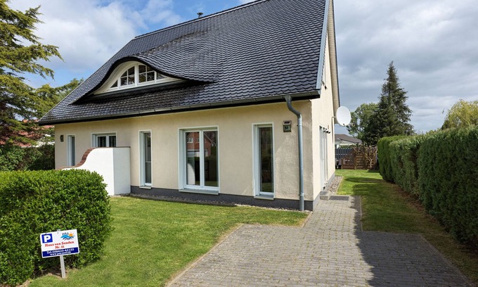 Kaltenhof Casa | This holiday home has a living space of 110 m², sleeps up to 6 people, two parki