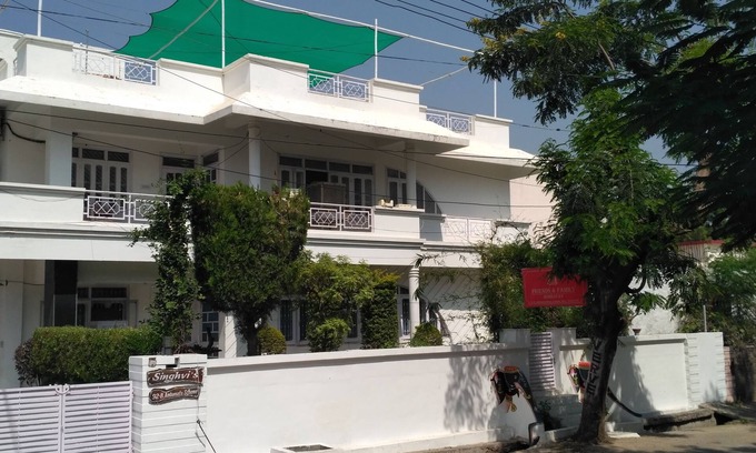 Udaipur Casa | This Homestay is best suitable for Friends and Families. LGB & Couple Friendly