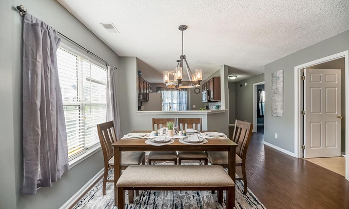 Goose Creek Casa | This house is a 2 bedroom(s), 2 bathrooms, located in Charleston, SC.