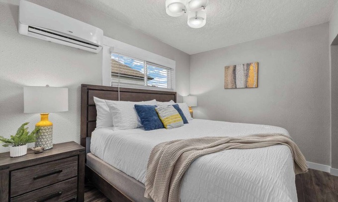 Nampa Casa | This house is a 2 bedroom(s), 1 bathrooms, located in Nampa, ID.