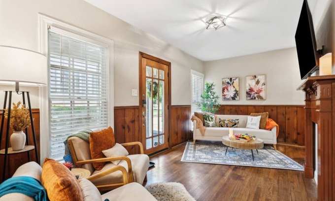 Monticello Casa | This is Your Home Away From Home! Warm & Comfy 2BD