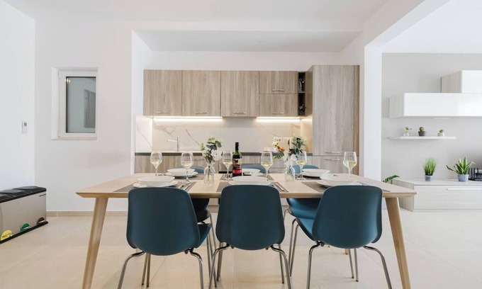 Mellieħa Heights Apartamento | This apartment is a 3 bedroom(s), 1.5 bathrooms, located in Il-Mellieħa, null.