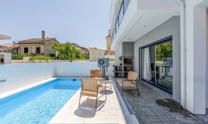 Seixal Casa | This property is a self-check-in property, you will be required to fill...