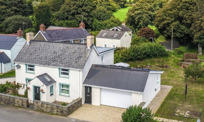Haverfordwest Cabaña | Alojamiento de 3 habitaciones en Little Newcastle, Fishguard