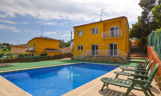 Macanet de la Selva Casa | Alojamiento de 4 habitaciones en Macanet Selva