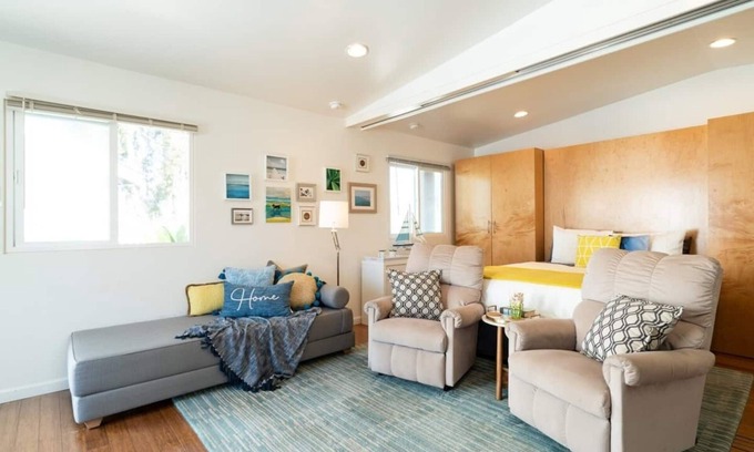 South Mission Beach Apartamento | This studio is a 0 bedroom(s), 1 bathrooms, located in San Diego, CA.