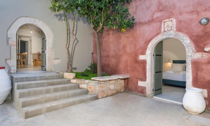 Sternes Casa | Tholos Cottage