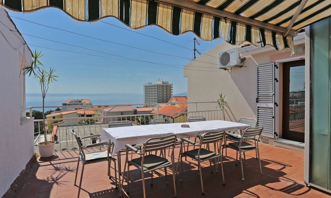 Ratac Apartamento | Apartamento de tres habitaciones con terraza y vista al mar Makarska (A-9506-a)