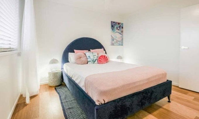 Seventeen Seventy Casa | Three-Bedroom, Pet & Family-Friendly Retro Beach House with Gorgeous Views in Historic 1770