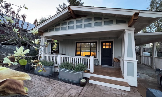 Yountville Casa | Three-bedroom cottage in historic Yountville: a true jewel for a Napa getaway