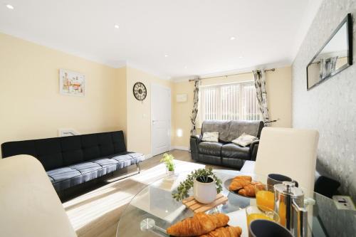 Little Chalfont Casa | Three bedroom house for your family and workstays