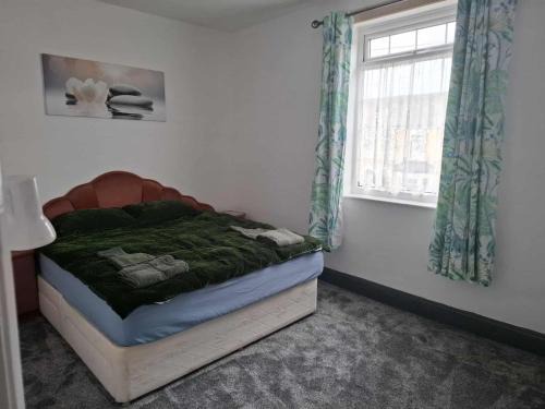 Hull Villa | Three bedroom house in superB location