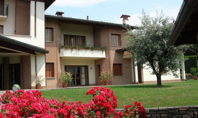 Villa Guardia Cama Y Desayuno | Three bedrooms Apartment in a B&B