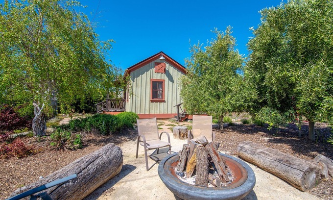 Morro Bay Casa | Propiedad histórica de Morro Bay, 3 cabañas y ubicación inmejorable en el centro
