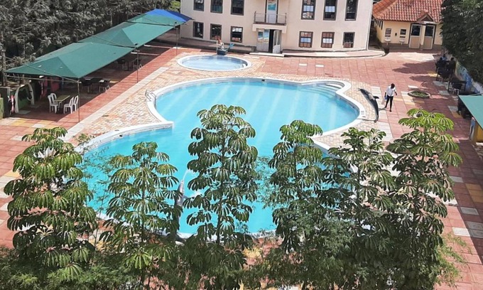 Ngara Hotel | Three Rivers Resort Maragua
