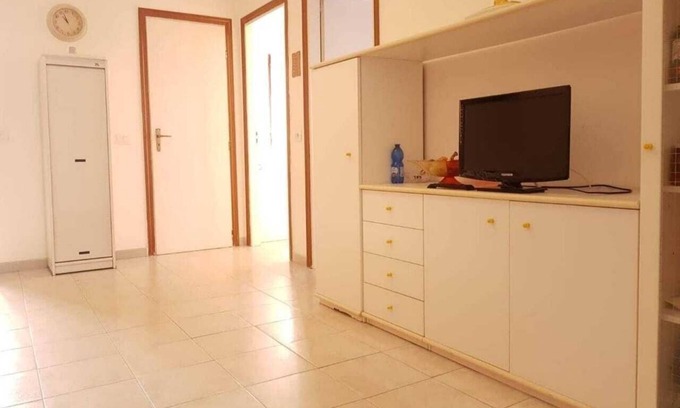 Lido di Campomarino Casa | Apartamento en planta baja de tres habitaciones cerca del mar