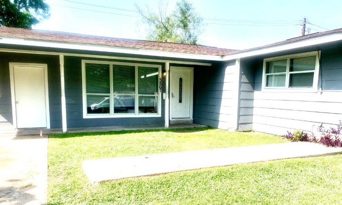 Southeast Houston Casa | Three Zzz’s