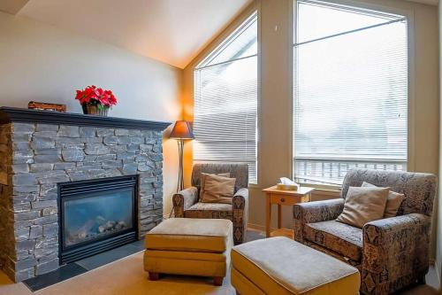 East Kootenay Casa | Thunder Ridge Chalet by Fernie Lodging Company