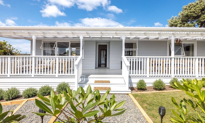 Oneroa Casa | Ti Cottage - Stay Waiheke