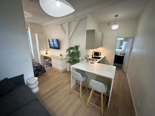 Vannes Apartamento | TiBZH, Vannes centre, Entrée privative