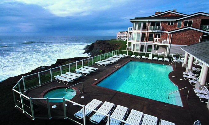 Depoe Bay Complejo | ¡Piscinas de marea y "cuernos de escupir" para explorar!