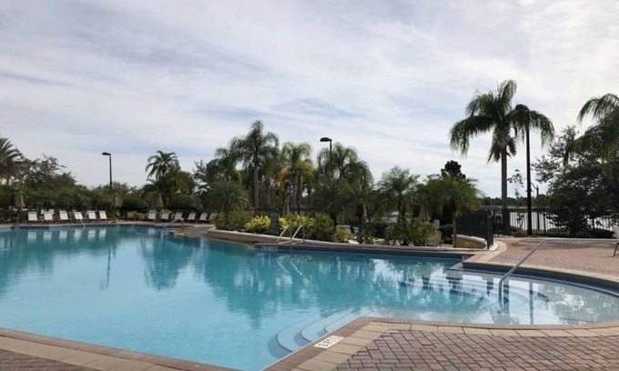 Florida Central Atlantic Coast Cabaña | Tidecrest 144 · 3 Suites Near Convention, Universal, Disney