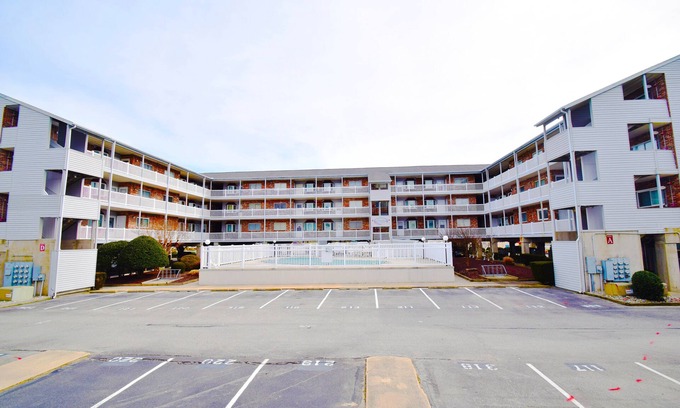 Midtown Ocean City Condominio | Tiffanie by the Sea 319D-Oceanside 55th St, W/D, AC