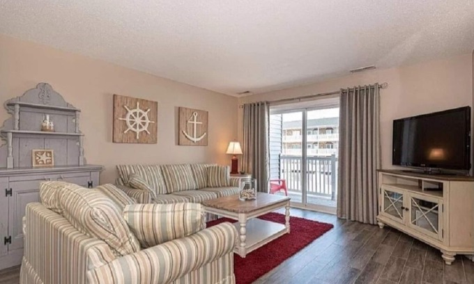 Midtown Ocean City Casa | Tiffanie by the Sea Ocean Block with pool