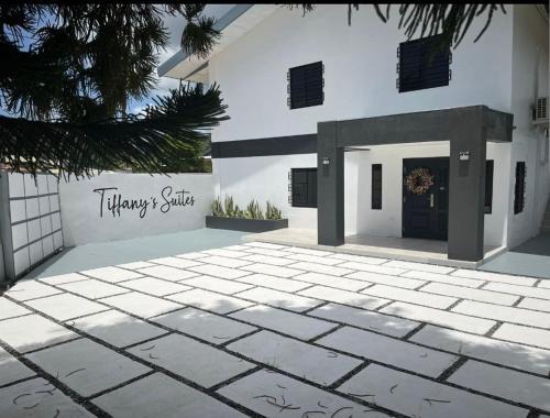 Diego Martin Apartamento | Tiffany's Suites