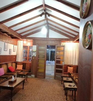 Bcharre Casa | Tiger House Guest House