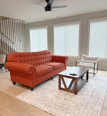 Easley Casa | Tigers Friends! 18 mls to Clemson, 737 mls to NYC