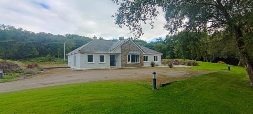 Dawros Casa | Tigh Dawros - Charming 4-bedroom house with WiFi in beautiful Kenmare, Kerry