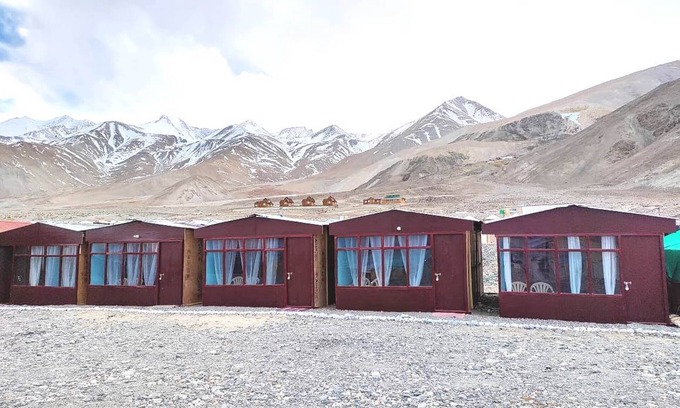 Spangmik Alquiler De RV | TIH Pangong Delight Camps and Cottages