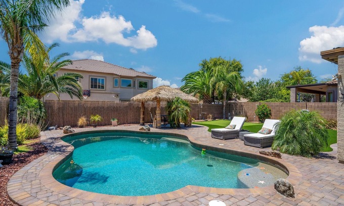 Cottonflower Casa | Tiki Bar & Heated Pool | Relax & Unwind