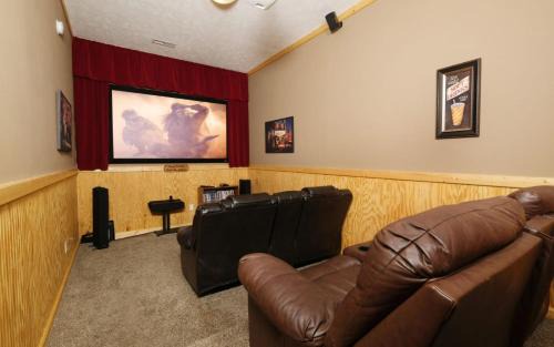 Gatlinburg - Pigeon Forge Villa | Timber Toy