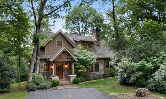 Blowing Rock Casa | Timberwalk Cottage