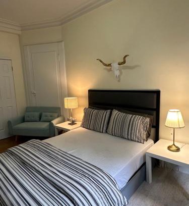 Midtown West Casa | TIME SQUARE 42nd Street Private Room