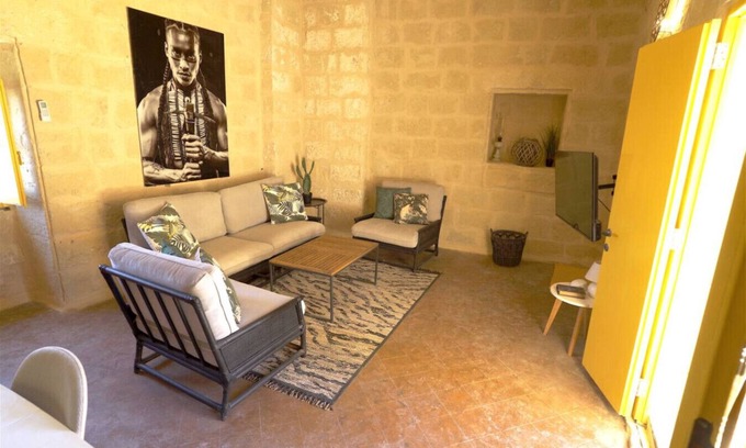 San Lawrenz Casa | Timeless Village Hideaway