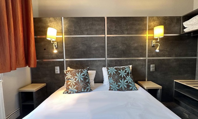 Republique–Point-du-Jour Hotel | Timhotel Boulogne Rives de Seine
