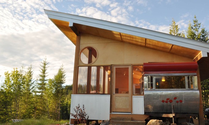 Mara Cabina | Tin Poppy - Glamping en Larch Hills a 25 minutos de Salmon Arm